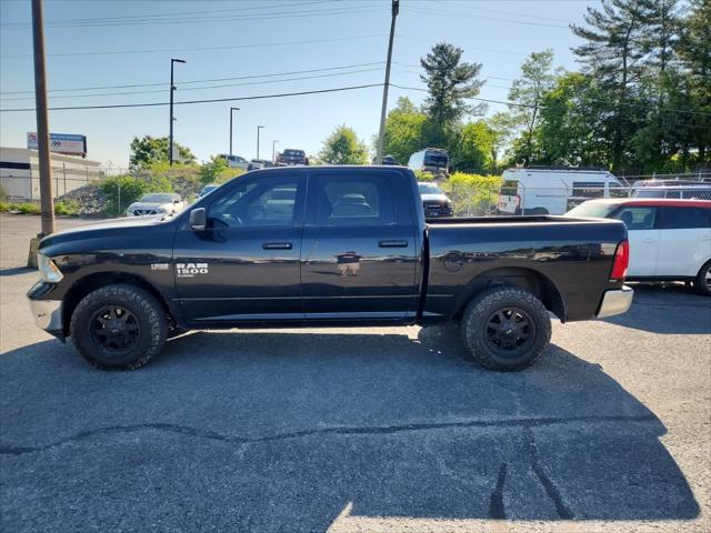 2020 RAM 1500 Classic SLT Crew Cab 4x4 57 Box