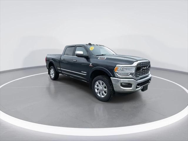 2022 RAM 3500 Limited Crew Cab 4x4 64 Box