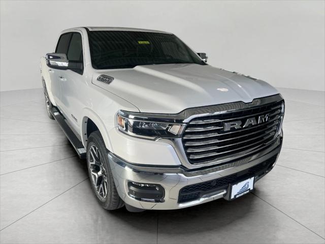 2025 RAM Ram 1500 RAM 1500 LARAMIE CREW CAB 4X4 57 BOX