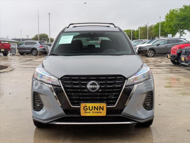 2022 Nissan Kicks SR Xtronic CVT