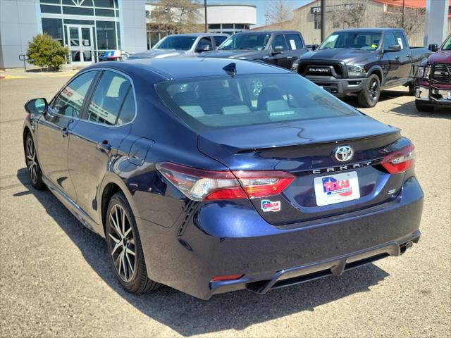 2022 Toyota Camry SE