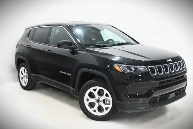 2025 Jeep Compass COMPASS SPORT 4X4