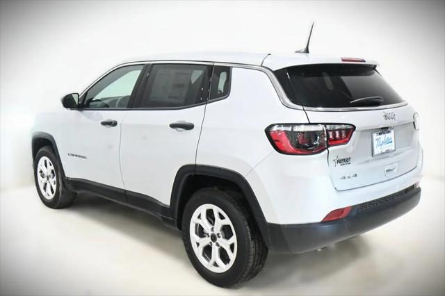 2025 Jeep Compass COMPASS SPORT 4X4