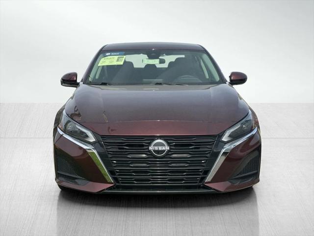 2023 Nissan Altima SV FWD