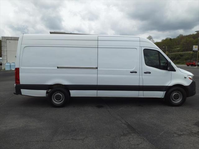 2021 Mercedes-Benz Sprinter 2500 High Roof I4
