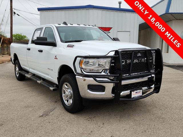 2022 RAM 2500 Tradesman Crew Cab 4x4 8 Box