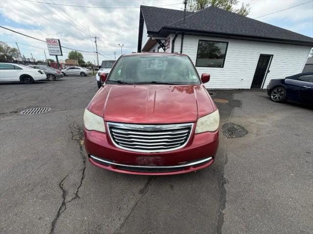 2011 Chrysler Town & Country Touring-L