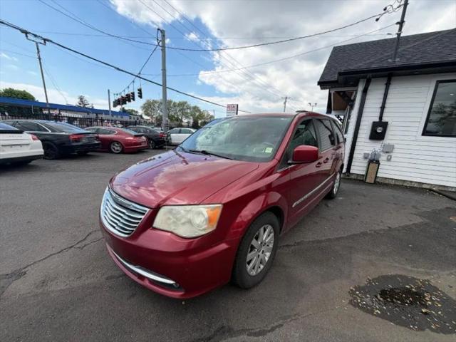 2011 Chrysler Town & Country Touring-L