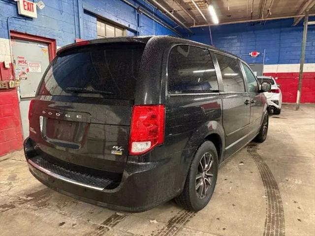 2016 Dodge Grand Caravan R/T