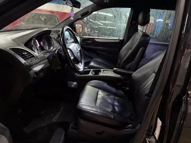 2016 Dodge Grand Caravan R/T