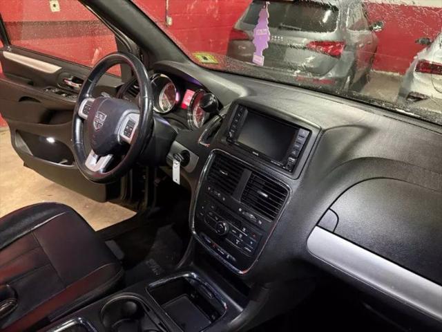 2016 Dodge Grand Caravan R/T
