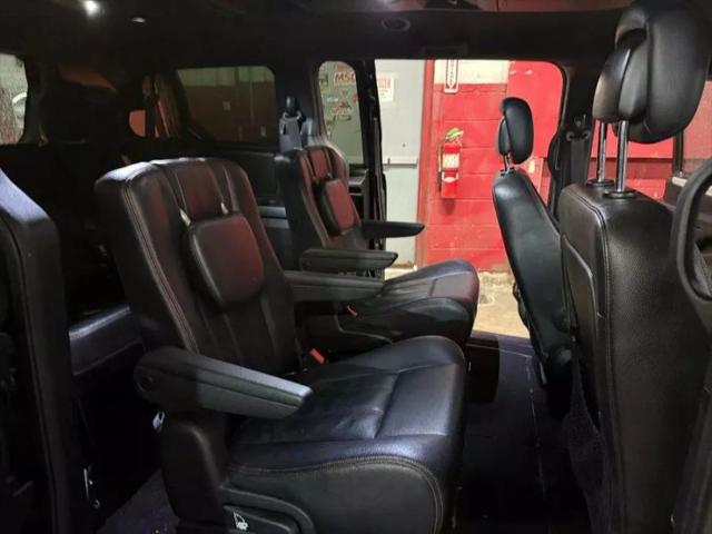 2016 Dodge Grand Caravan R/T