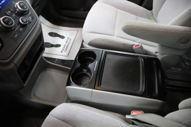 2020 Toyota Sienna LE