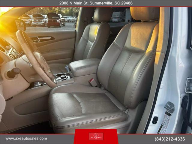 2015 Nissan Pathfinder SL