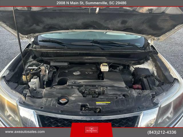 2015 Nissan Pathfinder SL