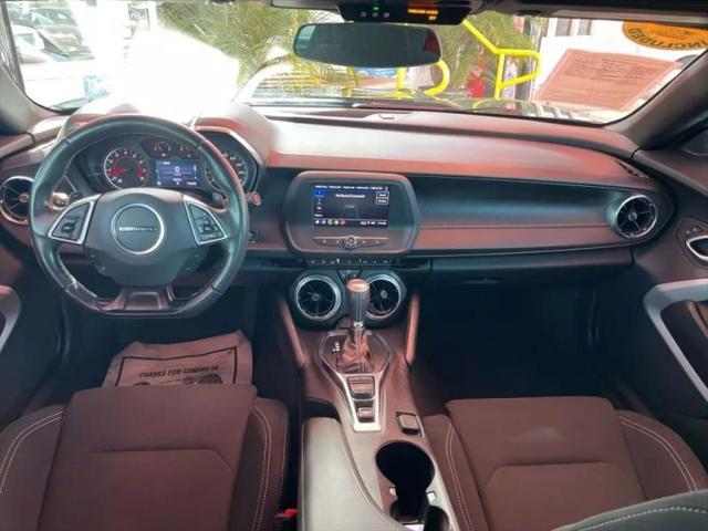 2022 Chevrolet Camaro RWD Coupe 1LS