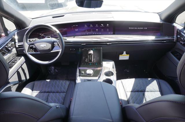 2025 Cadillac Escalade Sport 1
