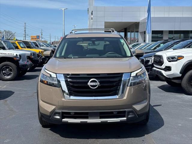 2024 Nissan Pathfinder Platinum FWD