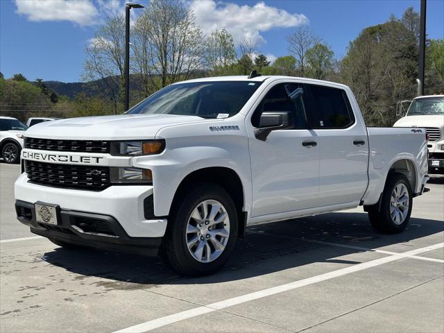 2021 Chevrolet Silverado 1500 4WD Crew Cab Short Bed Custom