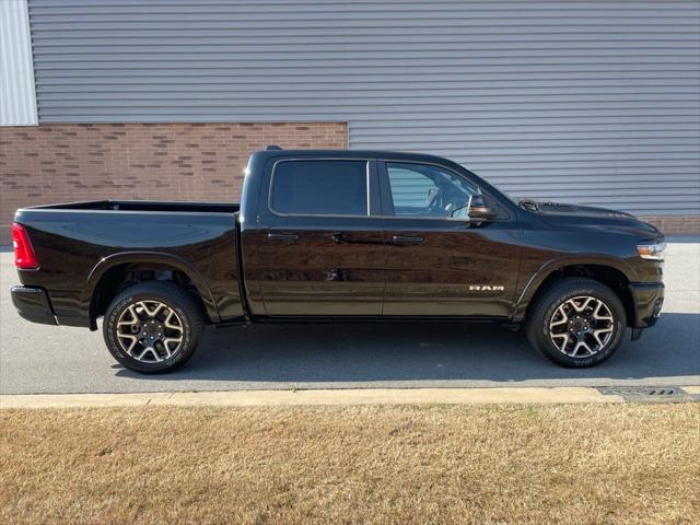 2025 RAM Ram 1500 RAM 1500 LARAMIE CREW CAB 4X4 57 BOX