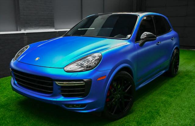 2017 Porsche Cayenne GTS