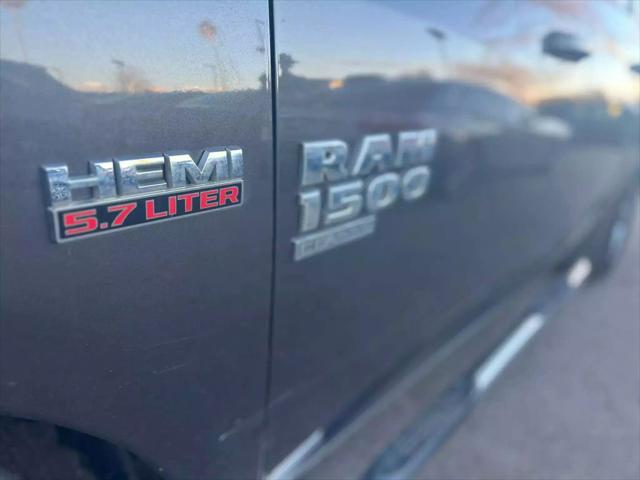 2019 Ram 1500 Classic Lone Star Crew Cab 4x2 5'7" Box