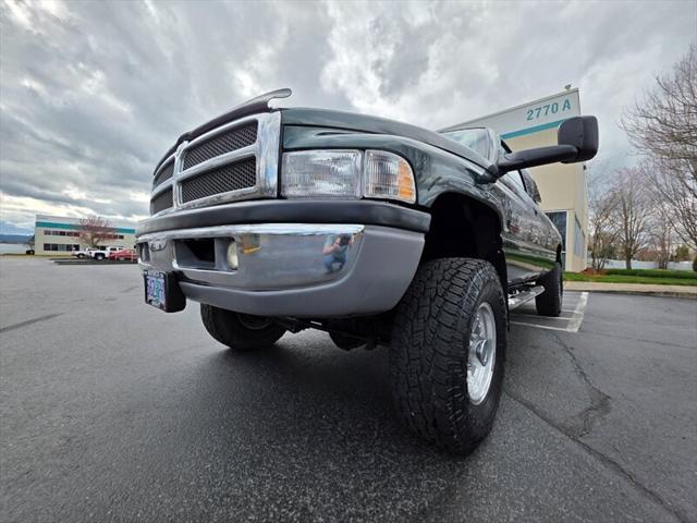 1999 Dodge Ram 2500 4X4 6-SPEED MANUAL / 5.9L CUMMINS DIESEL / LONGBED