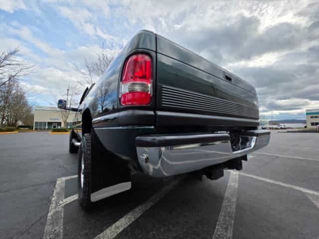 1999 Dodge Ram 2500 4X4 6-SPEED MANUAL / 5.9L CUMMINS DIESEL / LONGBED
