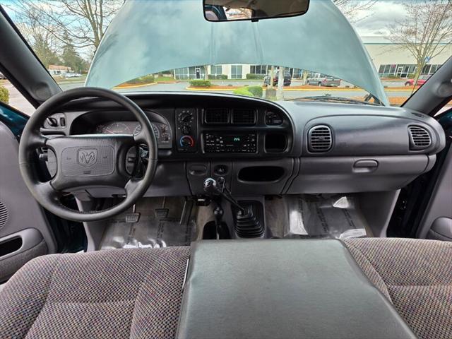 1999 Dodge Ram 2500 4X4 6-SPEED MANUAL / 5.9L CUMMINS DIESEL / LONGBED