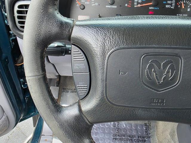 1999 Dodge Ram 2500 4X4 6-SPEED MANUAL / 5.9L CUMMINS DIESEL / LONGBED