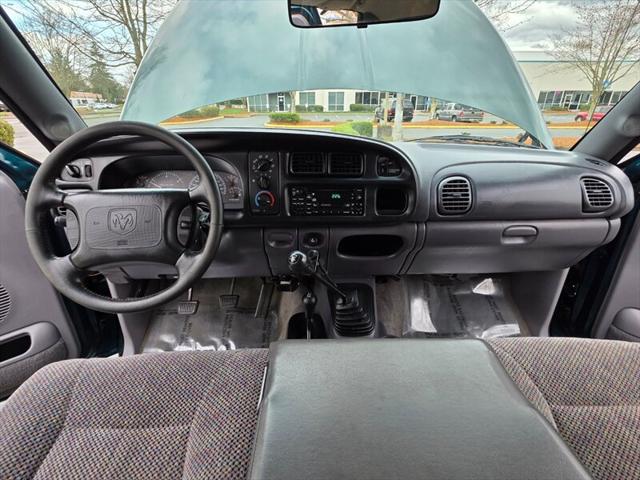 1999 Dodge Ram 2500 4X4 6-SPEED MANUAL / 5.9L CUMMINS DIESEL / LONGBED