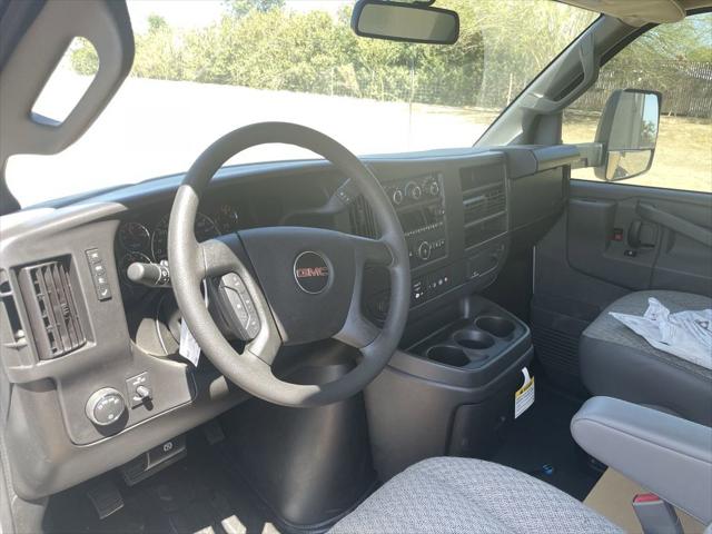 2025 GMC Savana Cutaway Work Van