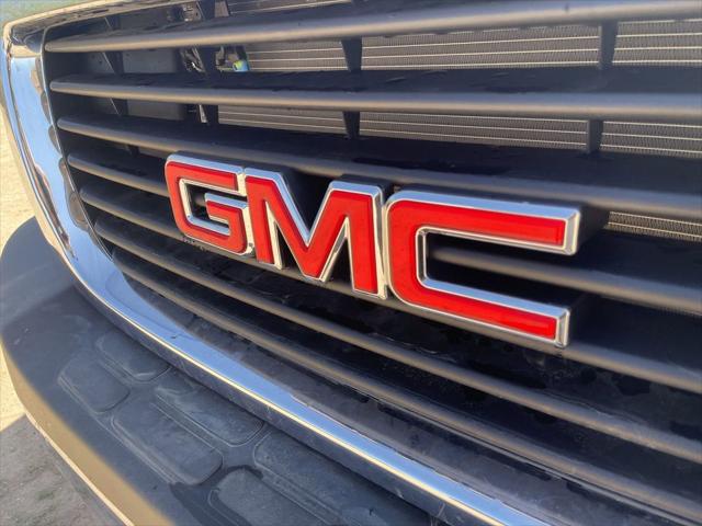 2025 GMC Savana Cutaway Work Van