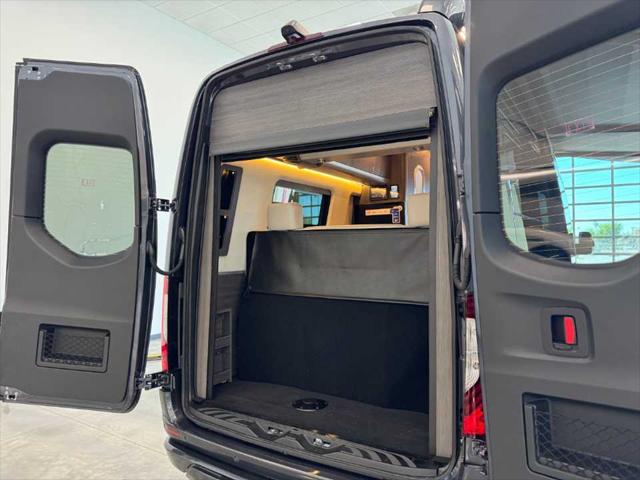 2025 Mercedes-Benz Sprinter 3500XD High Roof 4-Cyl Diesel HO