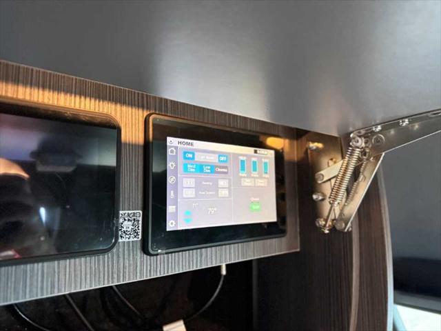 2025 Mercedes-Benz Sprinter 3500XD High Roof 4-Cyl Diesel HO