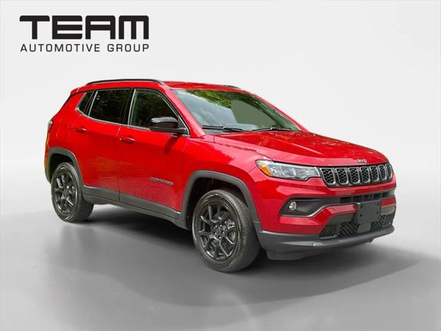 2025 Jeep Compass COMPASS LATITUDE 4X4