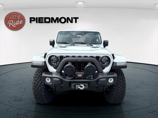 2025 Jeep Gladiator GLADIATOR RUBICON 4X4