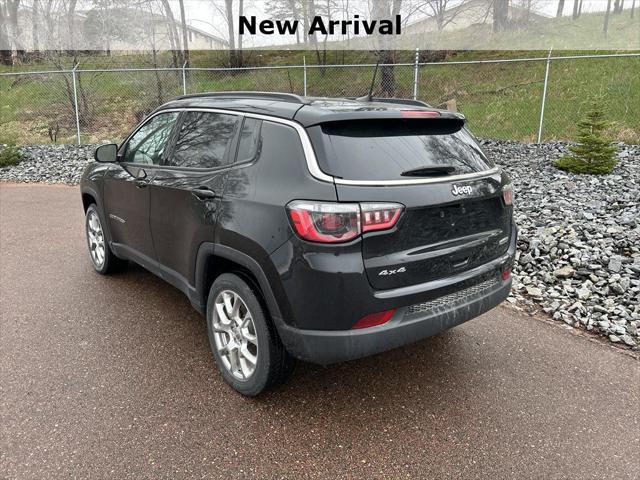 2022 Jeep Compass Latitude Lux 4x4