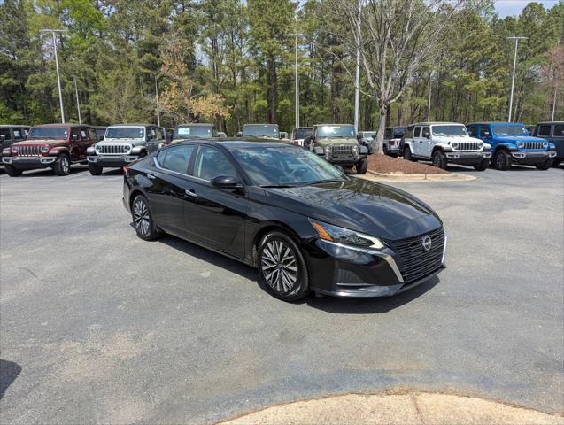 2023 Nissan Altima SV FWD