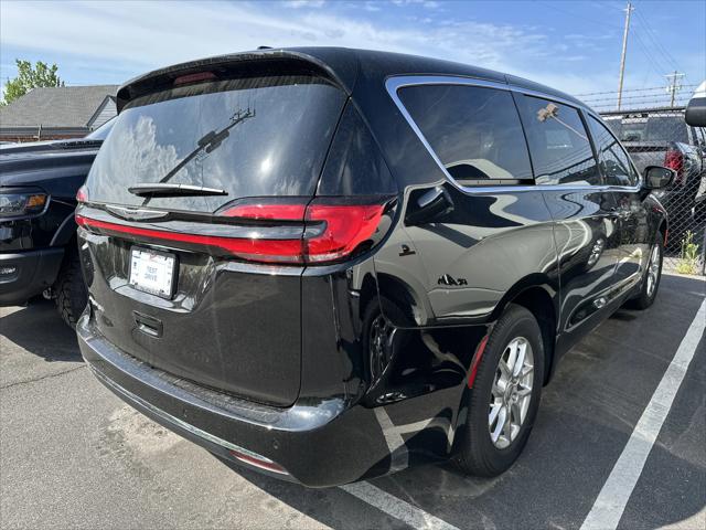 2025 Chrysler Pacifica PACIFICA SELECT