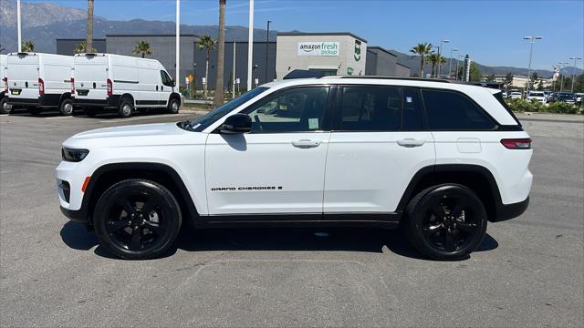 2023 Jeep Grand Cherokee Altitude 4x4