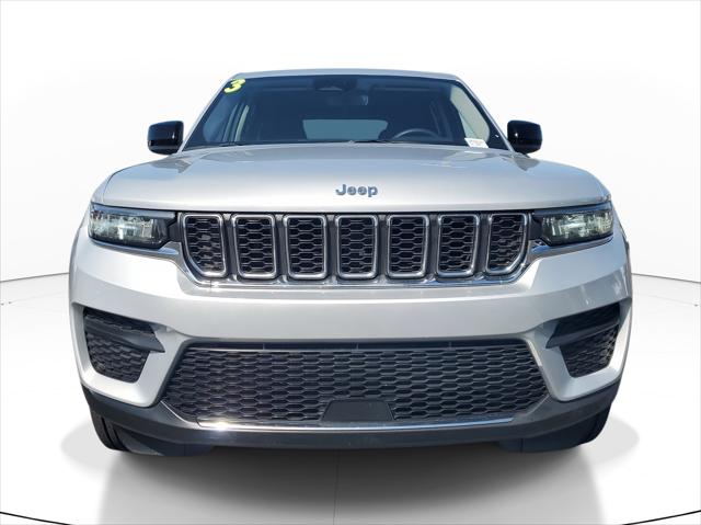 2023 Jeep Grand Cherokee Laredo 4x4