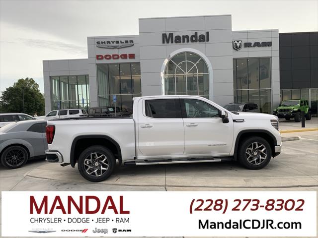 2023 GMC Sierra 1500 2WD Crew Cab Short Box SLT