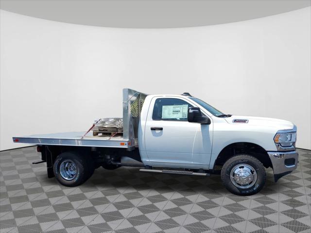 2024 RAM Ram 3500 Chassis Cab RAM 3500 TRADESMAN CHASSIS REGULAR CAB 4X4 60 CA 2024 RAM Ram 3500 Chassis Cab RAM 3500 TRADESMAN CHASSIS REGULAR CAB 4X4 60 CA