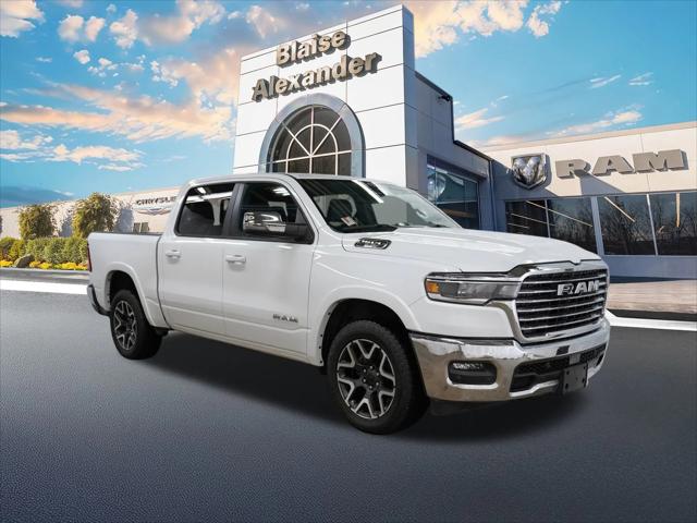 2025 RAM 1500 Laramie Crew Cab 4x4 57 Box