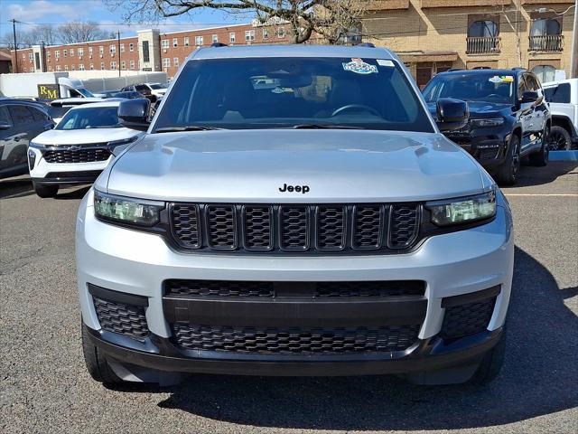 2022 Jeep Grand Cherokee L Altitude 4x4