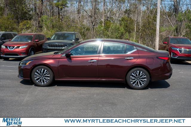 2023 Nissan Altima SV FWD