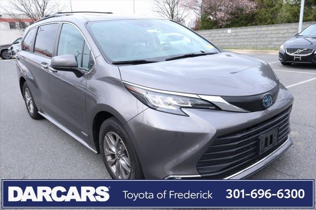 2021 Toyota Sienna XLE