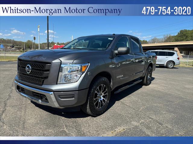 2021 Nissan TITAN Crew Cab SV 4x2