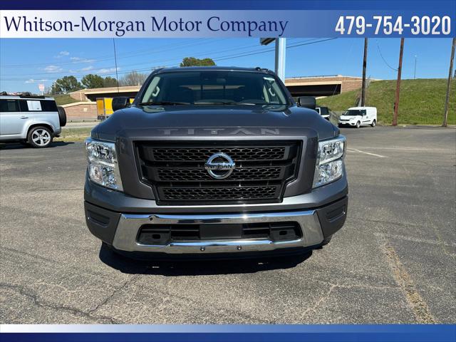 2021 Nissan TITAN Crew Cab SV 4x2